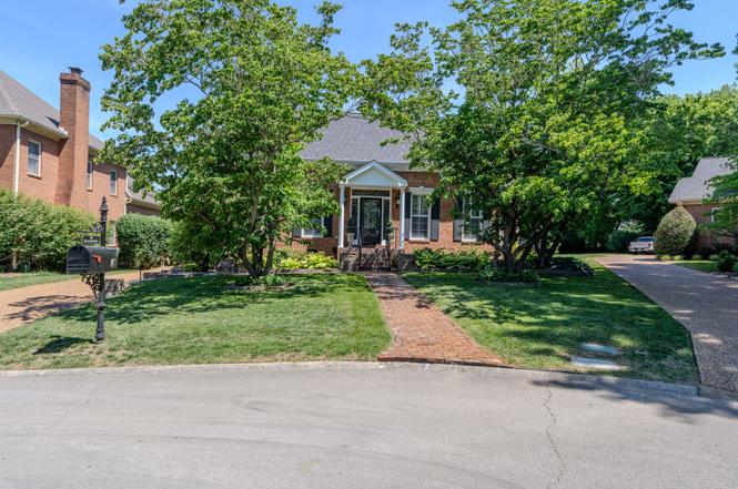 404 Chesterfield Pl, Franklin, TN