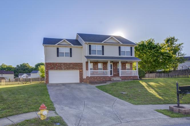 2804 Sharpie Dr, Clarksville, TN