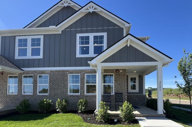 2573 Peaceful Valley Dr, Columbia, TN