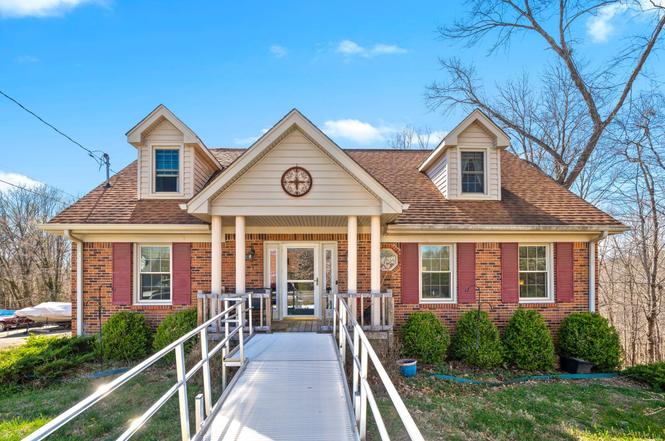 1014 Dominion Dr, Clarksville, TN