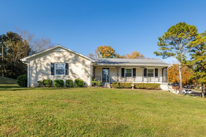 221 Jackson Heights Rd, Columbia, TN