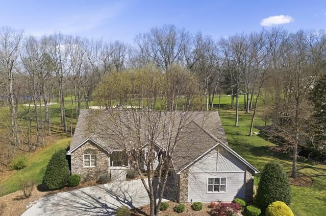 21 Lexham Ct, Crossville, TN