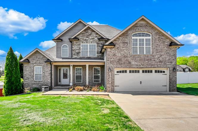 2212 Ellington Gait Dr, Clarksville, TN