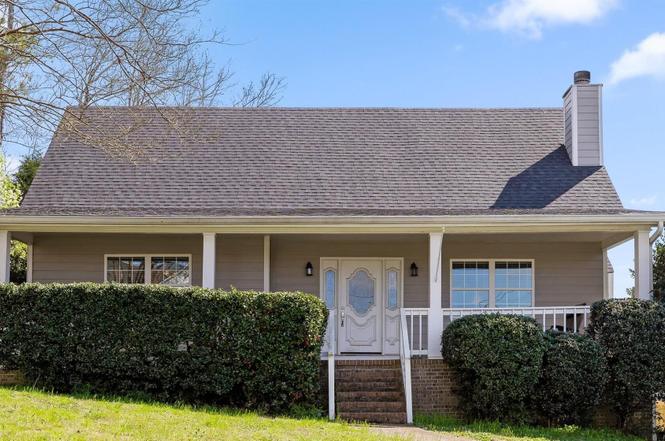 2700 Autumn Chase Dr, Chattanooga, TN