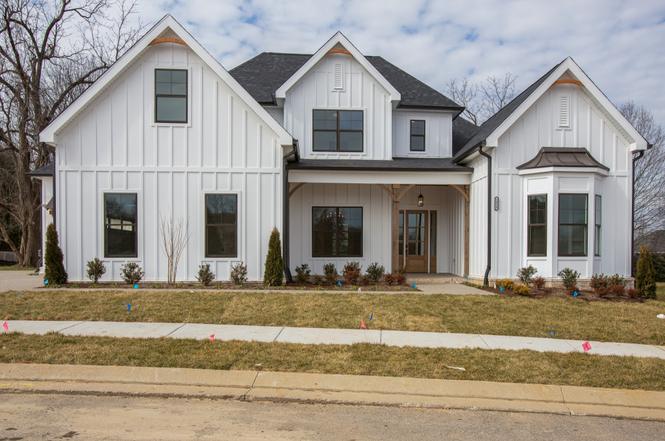 227 Pepper Glendale Dr, Murfreesboro, TN