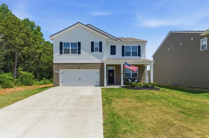 2108 Comanche Trl, Lebanon, TN