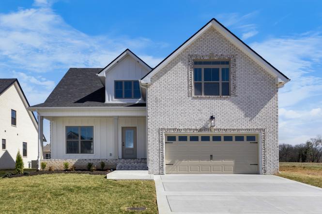 109 Aspen Pine Dr, Clarksville, TN