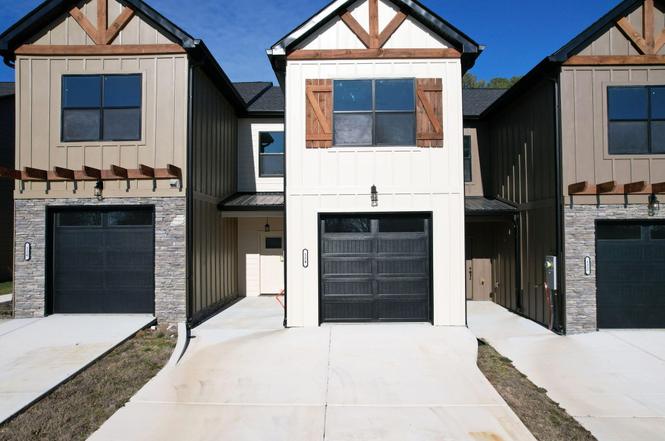 124 Mcnabb Dr, Cleveland, TN