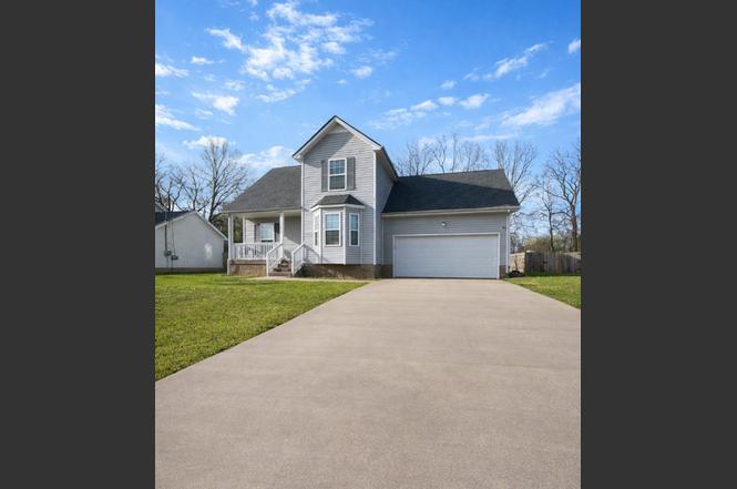1437 Addison Dr, Clarksville, TN