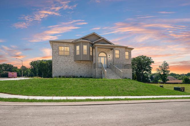 27 Cornerstone Reserves, Clarksville, TN