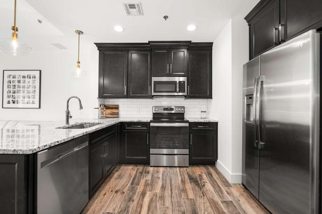 301 Demonbreun St #920, Nashville, TN