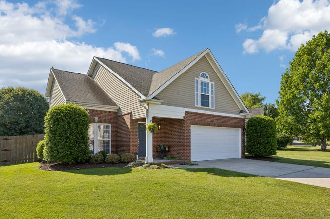 410 Creekside Ln, Spring Hill, TN