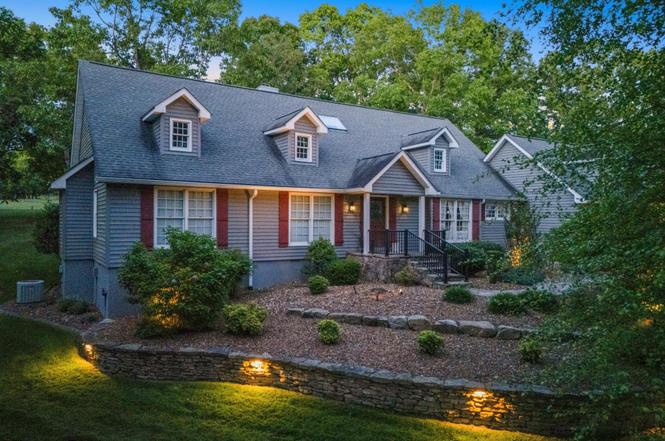 15 Cloverdale Cir, Crossville, TN