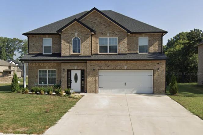 1493 English Oak Dr, Clarksville, TN