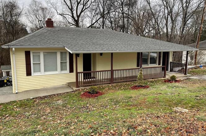 428 Shelby St, Clarksville, TN