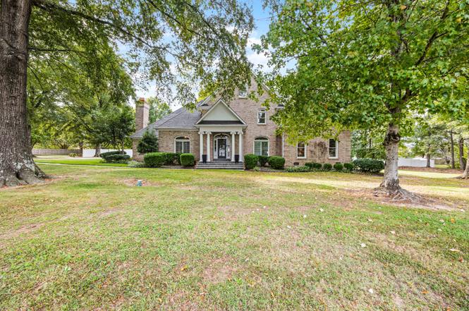 119 Stonehenge Dr, Jackson, TN