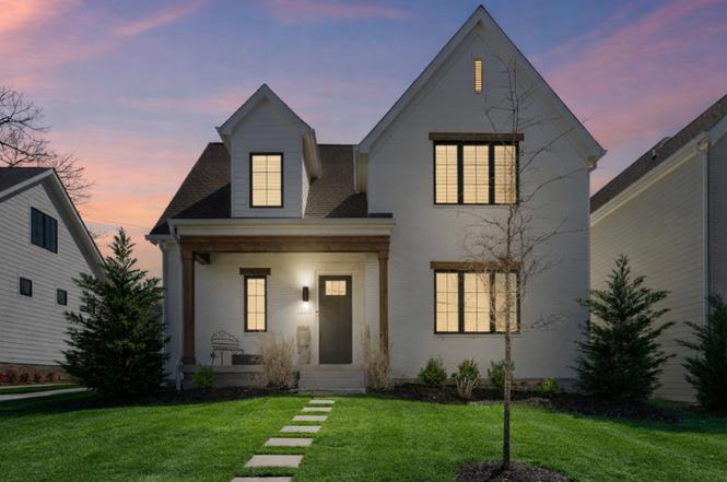 128 37th Ave N, Nashville, TN