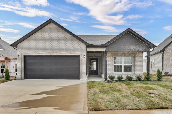 2704 Brewster Dr, Clarksville, TN
