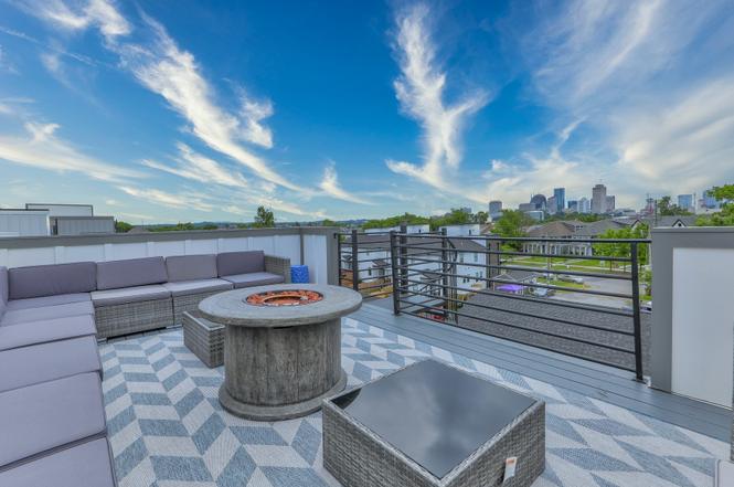 1029 Cheatham Pl, Nashville, TN