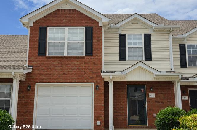 913 Sitting Bull Xing, Murfreesboro, TN