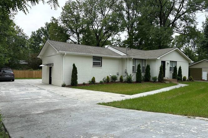 5049 Edmondson Pike, Nashville, TN