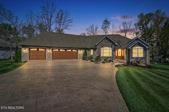 120 Forest View Dr, Crossville, TN