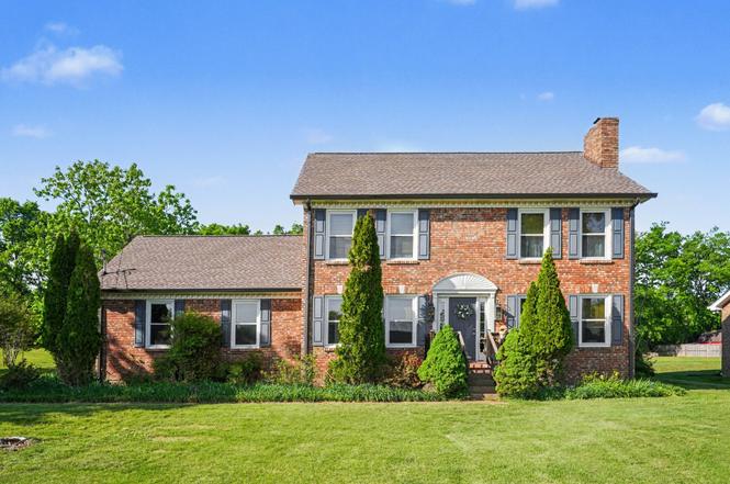 224 Brookhaven Dr, Gallatin, TN