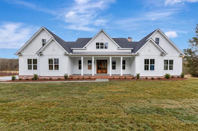 2 Old Zion Rd, Columbia, TN