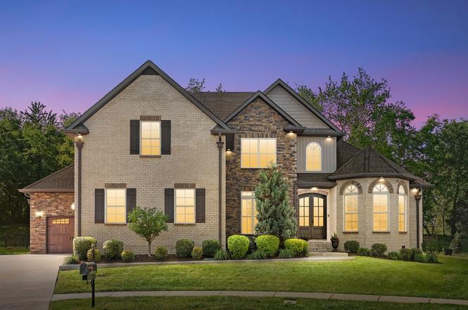 251 Harrowgate Dr, Clarksville, TN