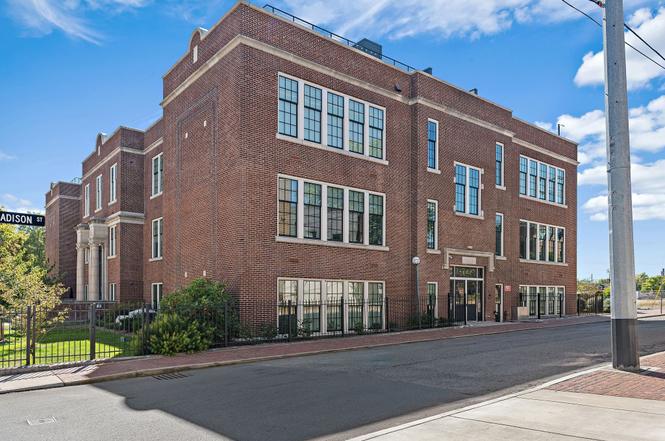 601 Madison St #102, Nashville, TN