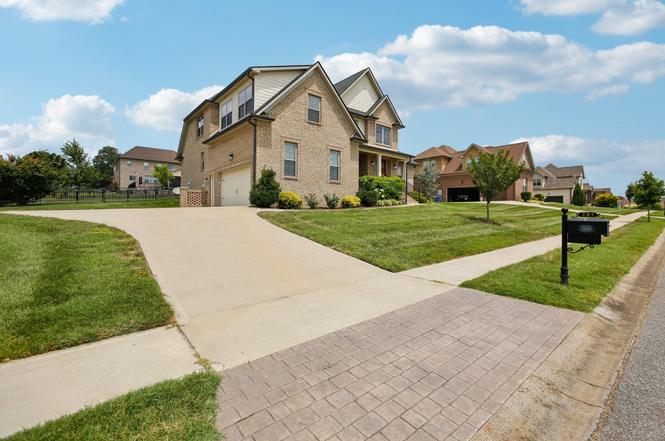 207 Manscoe Pl, Clarksville, TN