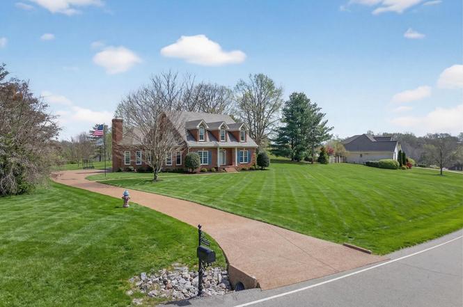 4426 Savage Pointe Dr, Franklin, TN