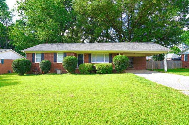 85 Charjean Dr, Jackson, TN