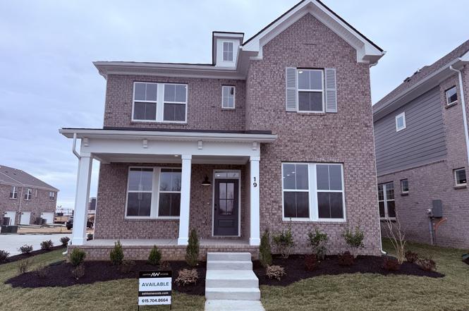 2705 Wilkinson Pike, Murfreesboro, TN