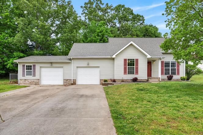 431 Cyprus Ct, Clarksville, TN