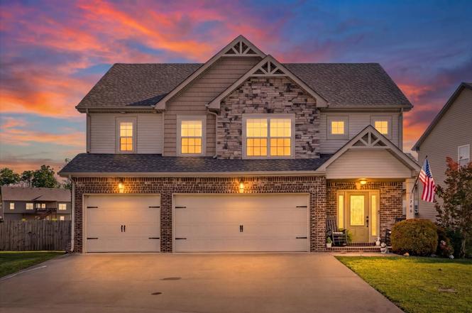 1766 Ellie Piper Cir, Clarksville, TN