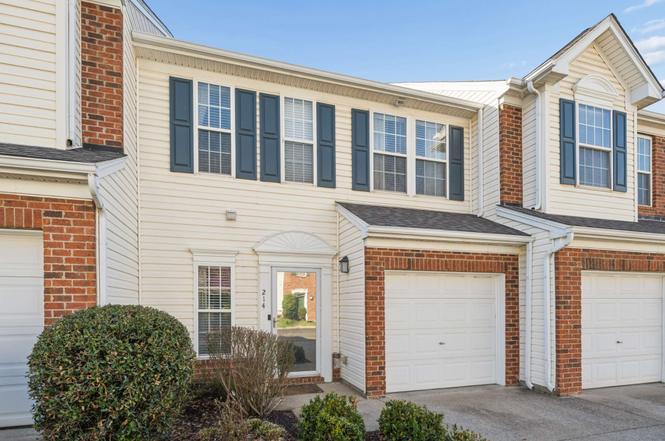 7277 Charlotte Pike #214, Nashville, TN