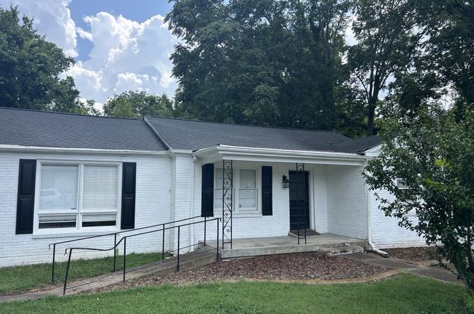 1191 W Main St, Franklin, TN