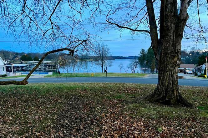 125 Twin Bay Dr, Hendersonville, TN