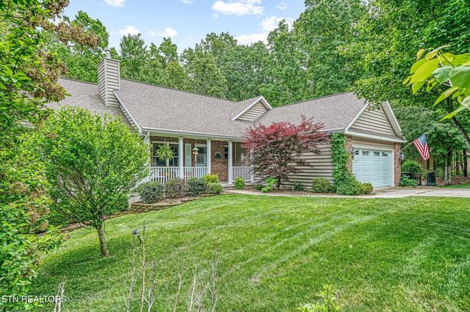182 Canterbury Dr, Crossville, TN