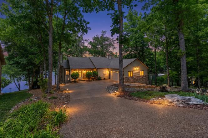 63 Brummel Ln, Crossville, TN