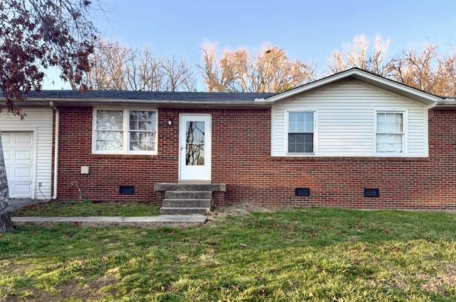 109 Hilltop Dr, Hendersonville, TN
