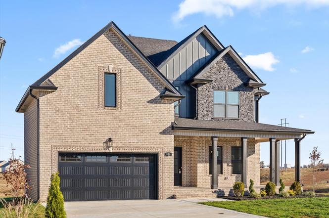 809 Willowicke Dr, Clarksville, TN