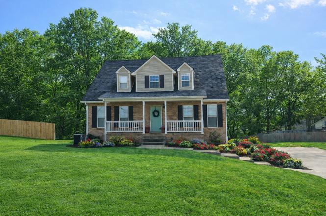 3174 Crosswind Ct, Clarksville, TN