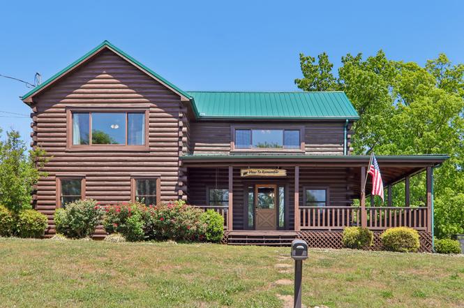 2043 Oakmont Dr, Sevierville, TN