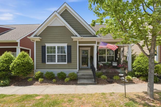 3005 Bienville Dr, Smyrna, TN