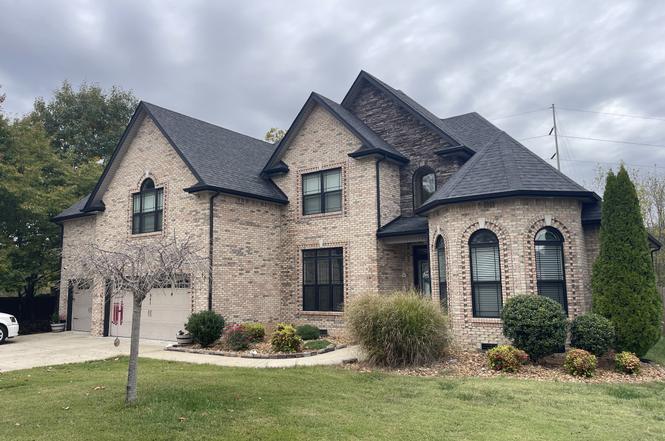 951 Terrace Creek Ln, Clarksville, TN