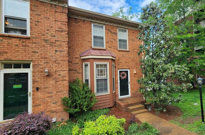 3110 W End Cir #12, Nashville, TN