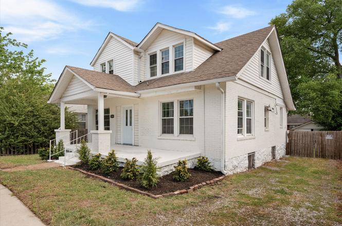1030 28th Ave N, Nashville, TN