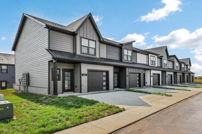 1304 Jonathan Wade Cir #1304, Clarksville, TN